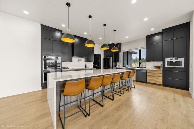 8250 W Mission Rd, Spokane, WA 99224