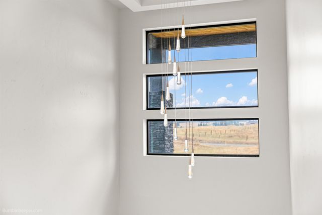 8250 W Mission Rd, Spokane, WA 99224