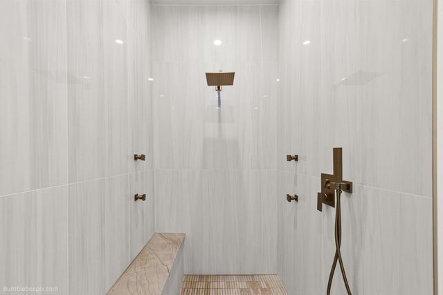 8250 W Mission Rd, Spokane, WA 99224