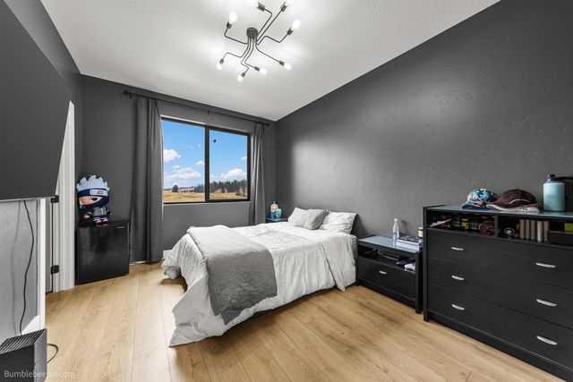 8250 W Mission Rd, Spokane, WA 99224