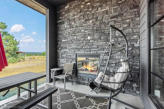 8250 W Mission Rd, Spokane, WA 99224