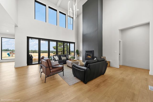 8250 W Mission Rd, Spokane, WA 99224