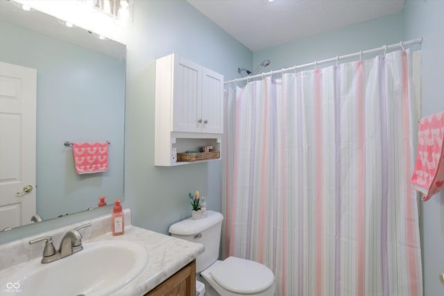 7681 Corsican Circle, Avon, IN 46123