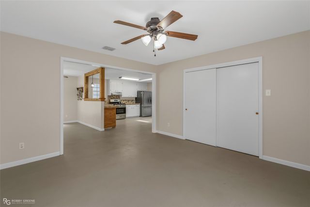 6612 N Club Drive, Shreveport, LA 71107