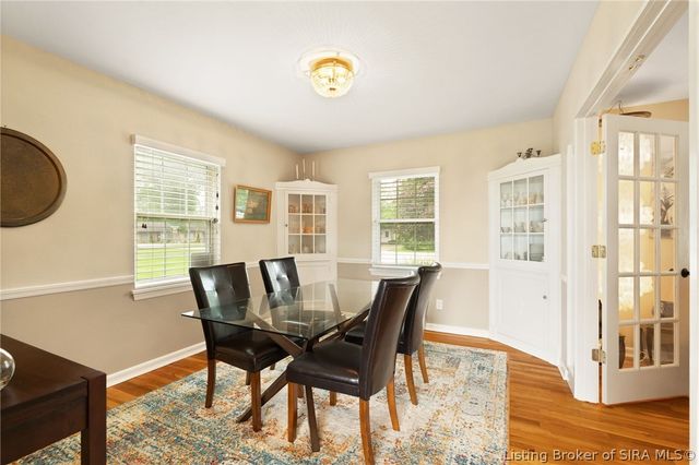 1610 Crestview Drive, New Albany, IN 47150