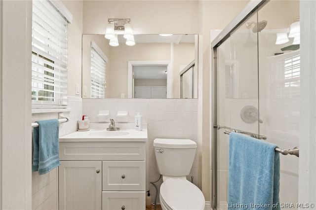 1610 Crestview Drive, New Albany, IN 47150