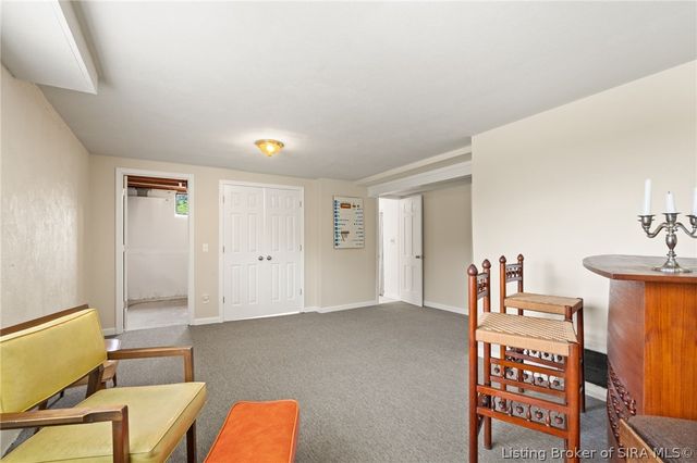 1610 Crestview Drive, New Albany, IN 47150