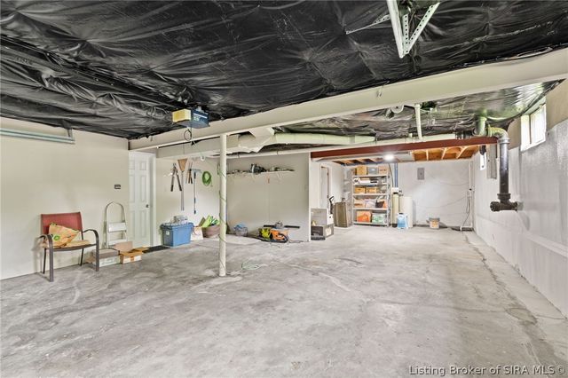 1610 Crestview Drive, New Albany, IN 47150