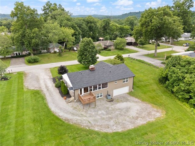 1610 Crestview Drive, New Albany, IN 47150