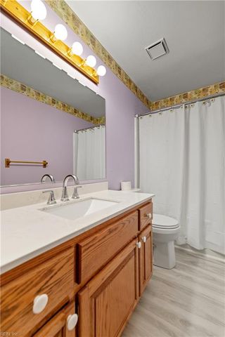 102 Wade AVE, Knotts Island, NC 27950