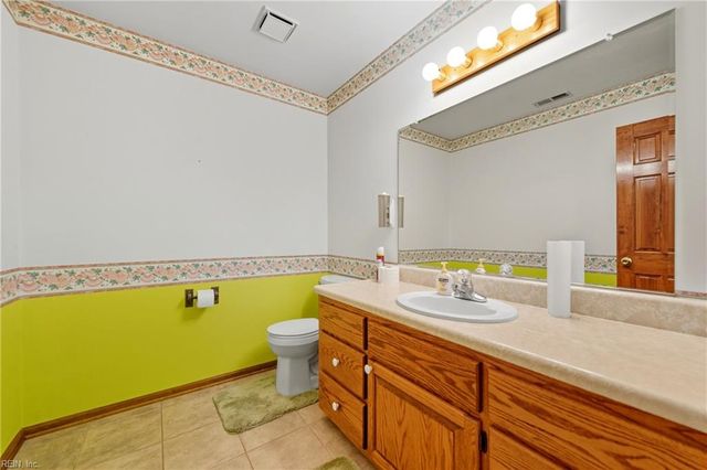 102 Wade AVE, Knotts Island, NC 27950