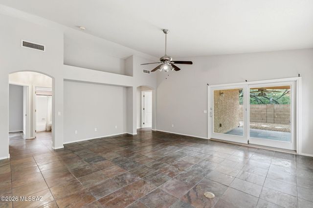 7712 E Elk Creek Road, Tucson, AZ 85750