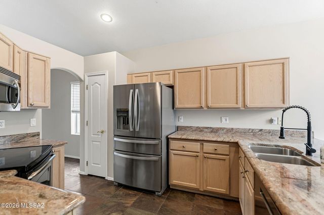 7712 E Elk Creek Road, Tucson, AZ 85750