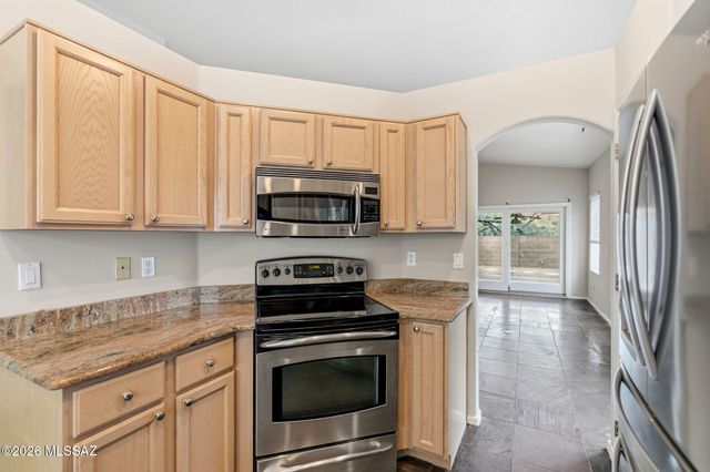 7712 E Elk Creek Road, Tucson, AZ 85750