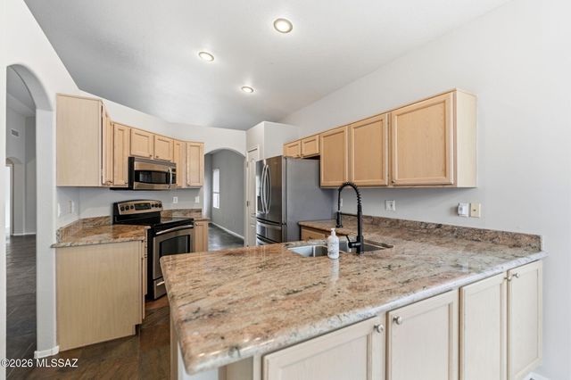 7712 E Elk Creek Road, Tucson, AZ 85750