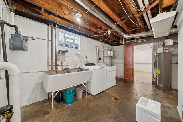 3608 Rosebriar Avenue, Shaler, PA 15116