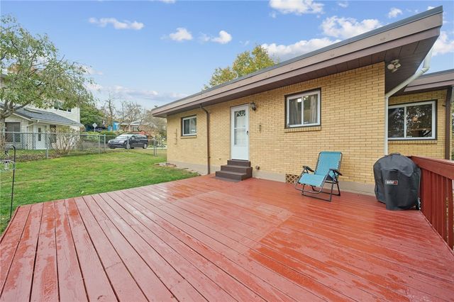 3608 Rosebriar Avenue, Shaler, PA 15116