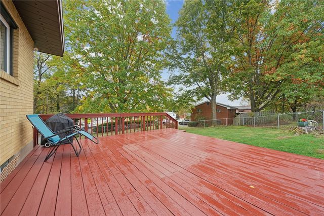 3608 Rosebriar Avenue, Shaler, PA 15116