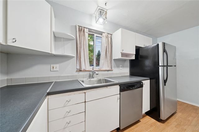 3608 Rosebriar Avenue, Shaler, PA 15116