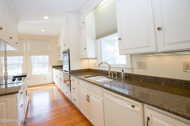 303 Mcreynolds Street, Carthage, NC 28327