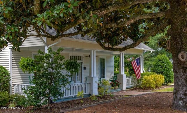 303 Mcreynolds Street, Carthage, NC 28327