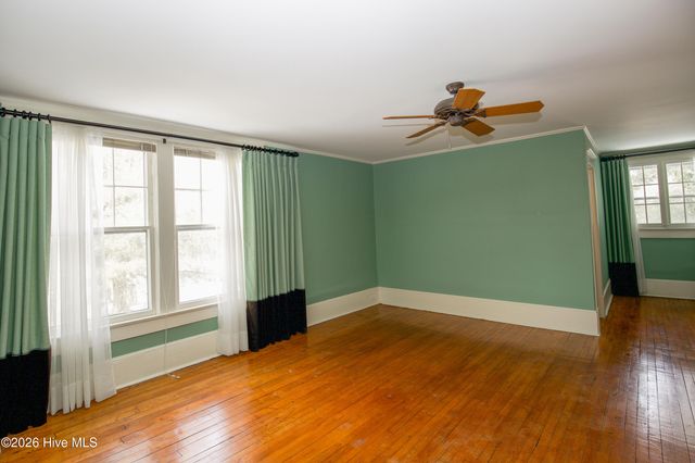 303 Mcreynolds Street, Carthage, NC 28327