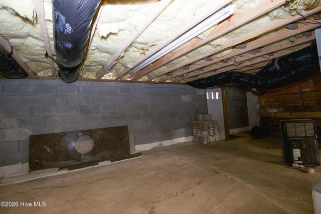 303 Mcreynolds Street, Carthage, NC 28327