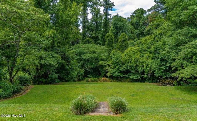 303 Mcreynolds Street, Carthage, NC 28327