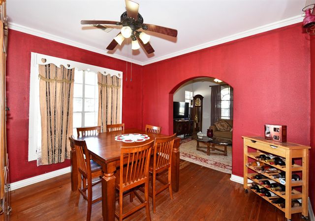 4104 Walker Street, Houston, TX 77023