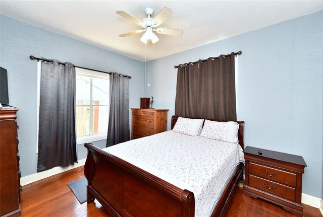 4104 Walker Street, Houston, TX 77023