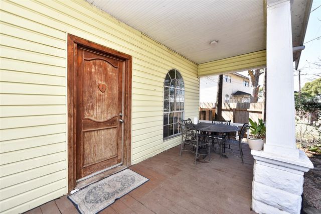 4104 Walker Street, Houston, TX 77023