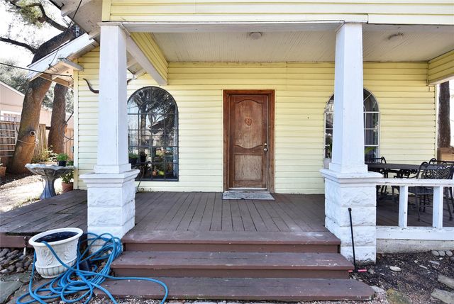 4104 Walker Street, Houston, TX 77023