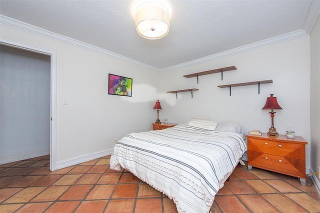 11650 SW 1st Street, Plantation, FL 33325