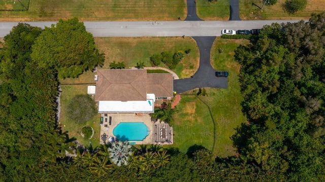 11650 SW 1st Street, Plantation, FL 33325