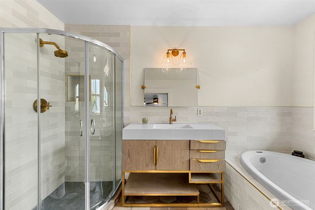 12345 Village View Drive, Leavenworth, WA 98826