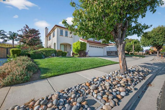 729 Copperfield Ct, Brentwood, CA 94513