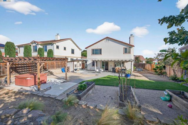 729 Copperfield Ct, Brentwood, CA 94513