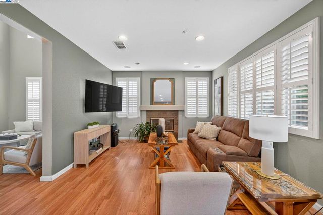 729 Copperfield Ct, Brentwood, CA 94513