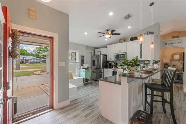 12401 BLUE HERON WAY, Leesburg, FL 34788