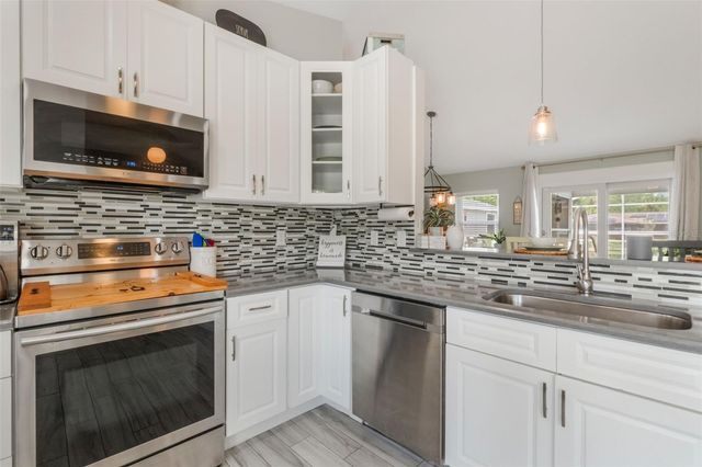 12401 BLUE HERON WAY, Leesburg, FL 34788