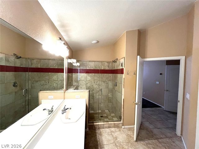 5520 Kings Row Court, Las Vegas, NV 89148