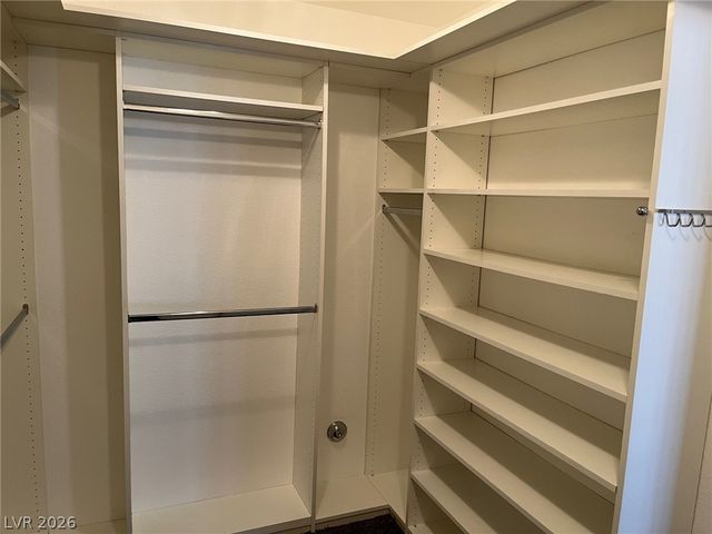 5520 Kings Row Court, Las Vegas, NV 89148