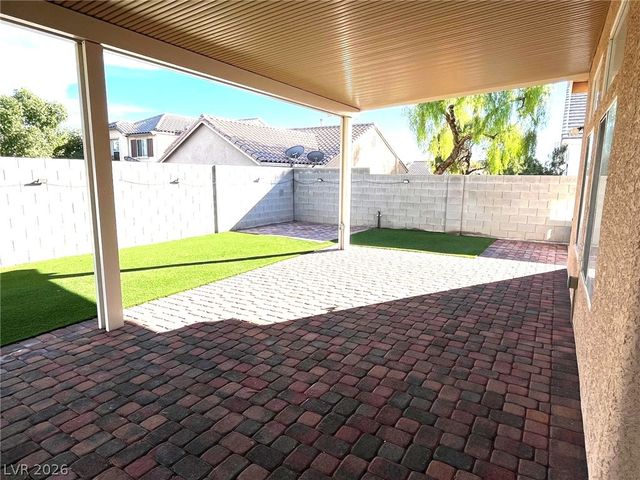 5520 Kings Row Court, Las Vegas, NV 89148