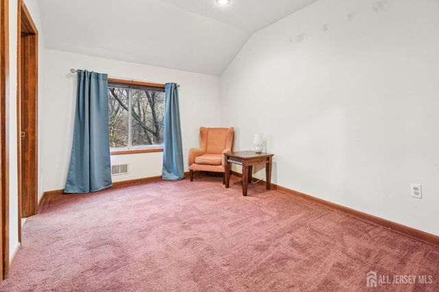 49 Morton Avenue, Monroe, NJ 08831