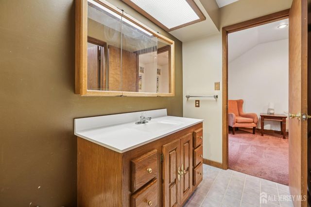 49 Morton Avenue, Monroe, NJ 08831