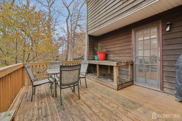 49 Morton Avenue, Monroe, NJ 08831