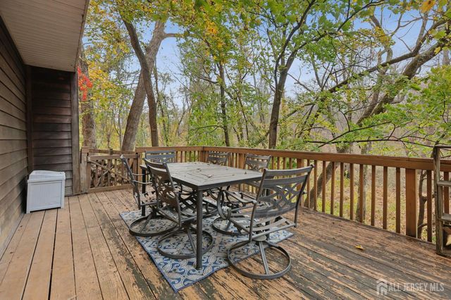 49 Morton Avenue, Monroe, NJ 08831