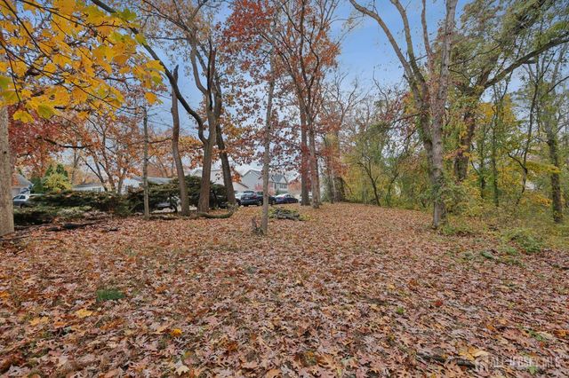 49 Morton Avenue, Monroe, NJ 08831