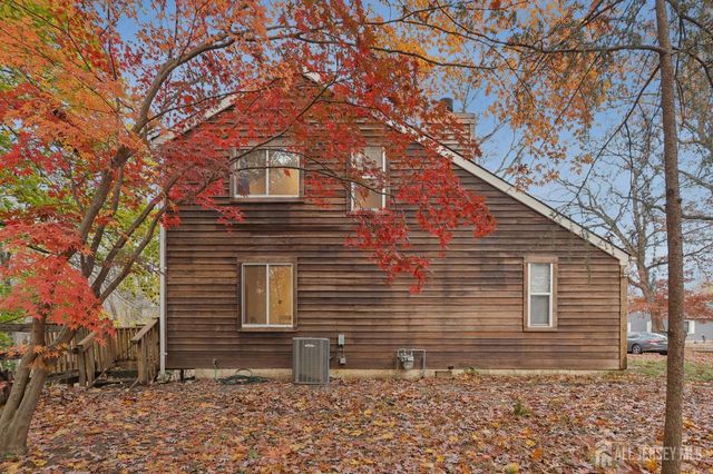 49 Morton Avenue, Monroe, NJ 08831