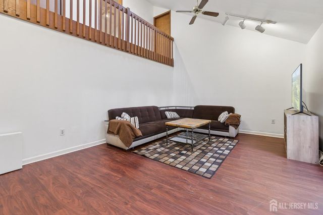 49 Morton Avenue, Monroe, NJ 08831